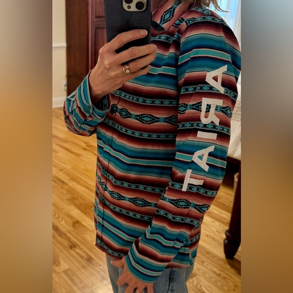 Ariat Tops - 🤠 Ariat Fitted Western Shirt – Bold Serape Print
